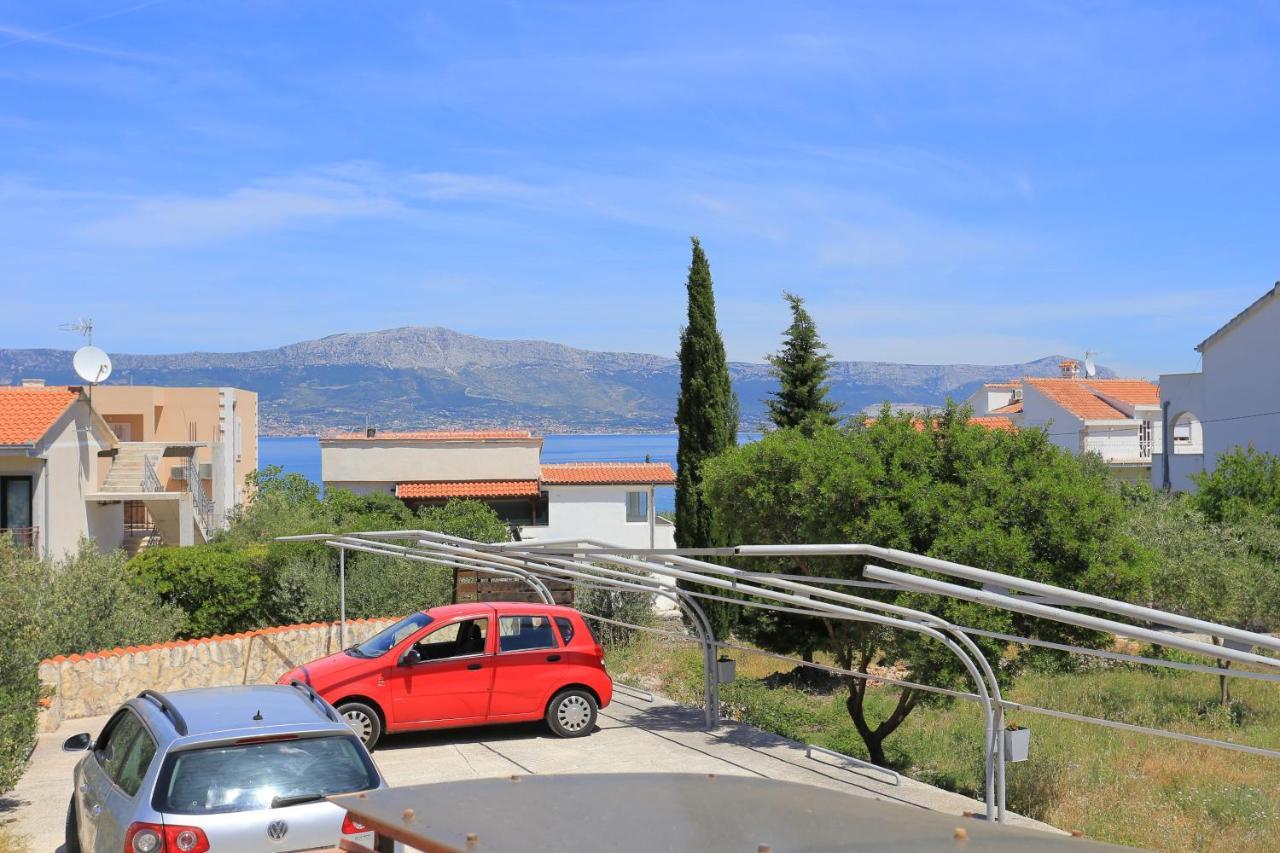 Apartments By The Sea Slatine, Ciovo - 16131 Exteriör bild