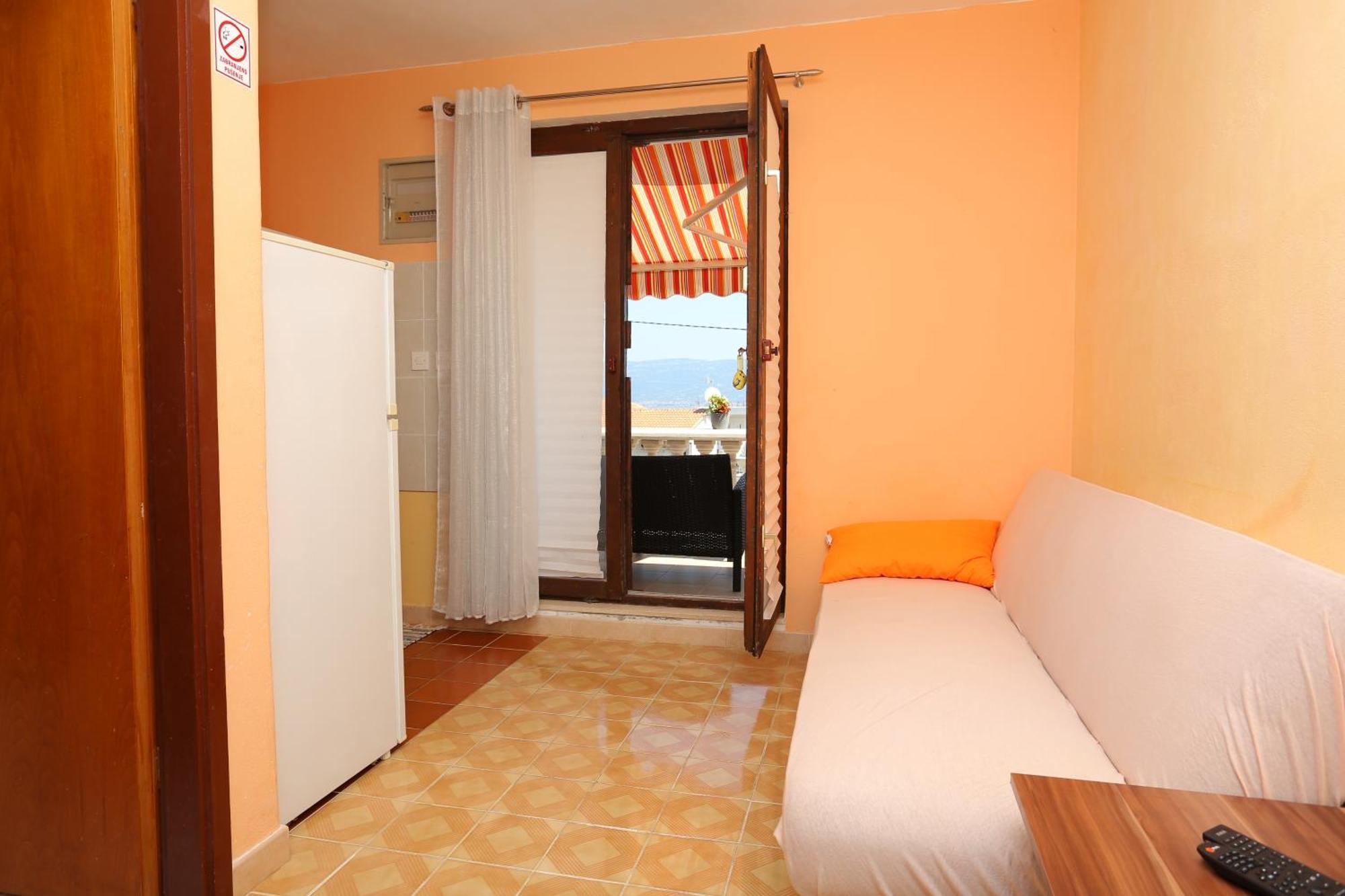 Apartments By The Sea Slatine, Ciovo - 16131 Rum bild