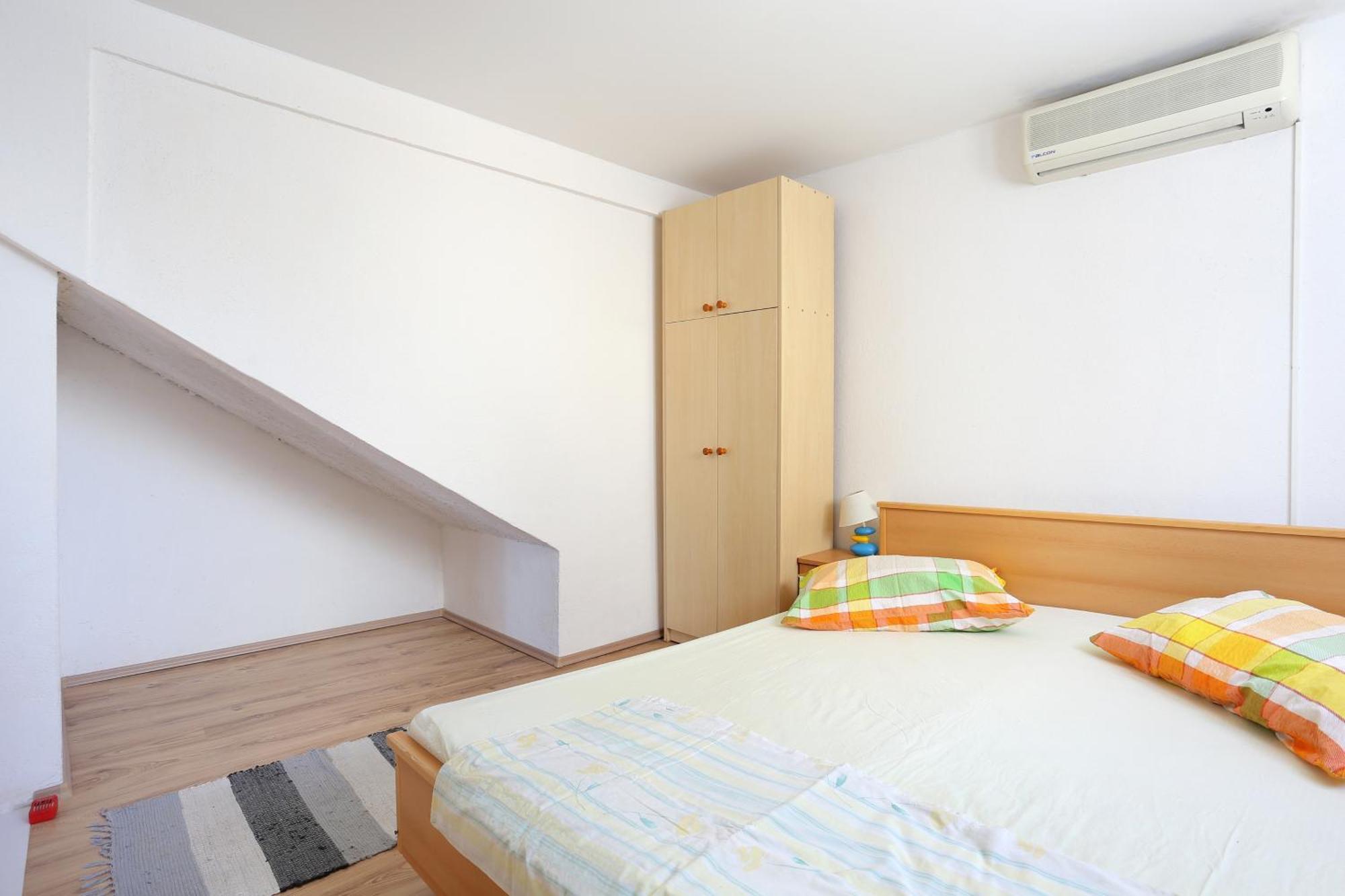 Apartments By The Sea Slatine, Ciovo - 16131 Rum bild